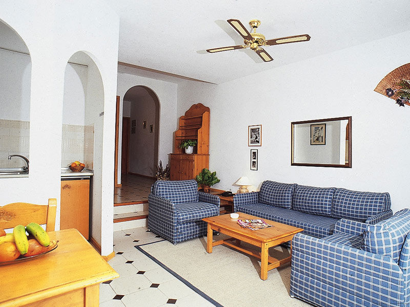 Apartamentos Hg Cristian Sur Los Cristianos  Exterior photo